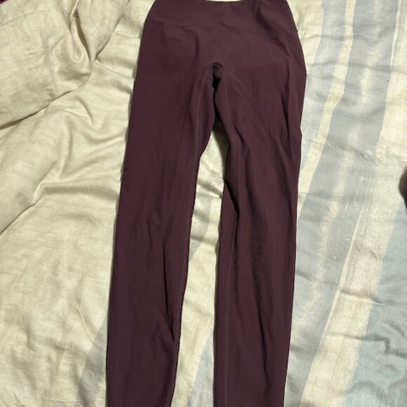 ARRO Leggings size medium - Picture 2 of 3